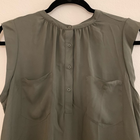 NWT Mossimo Olive Green Blouse Sz M - Picture 2 of 6